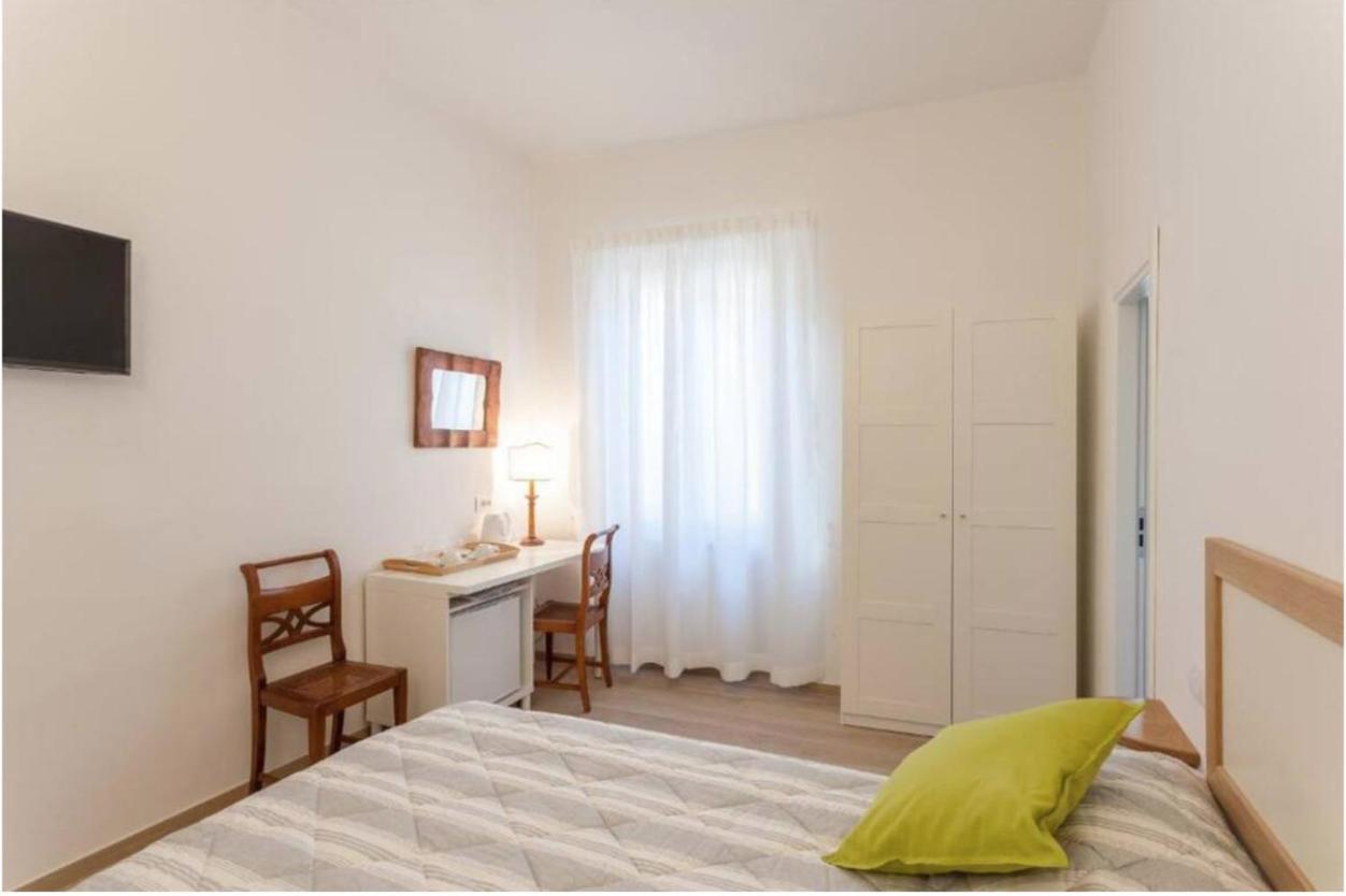 Santo Spirito Boutique Apartments ฟลอเรนซ์ ภายนอก รูปภาพ