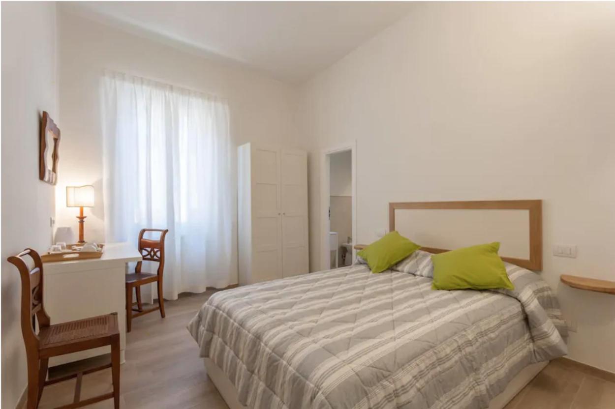 Santo Spirito Boutique Apartments ฟลอเรนซ์ ภายนอก รูปภาพ