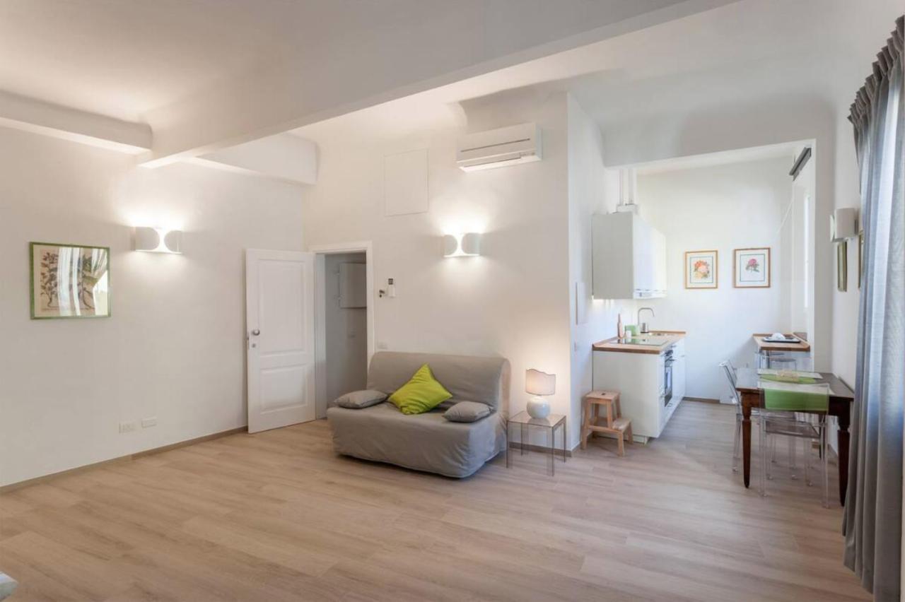 Santo Spirito Boutique Apartments ฟลอเรนซ์ ภายนอก รูปภาพ